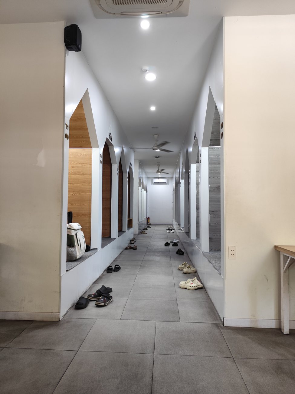 Private work booths